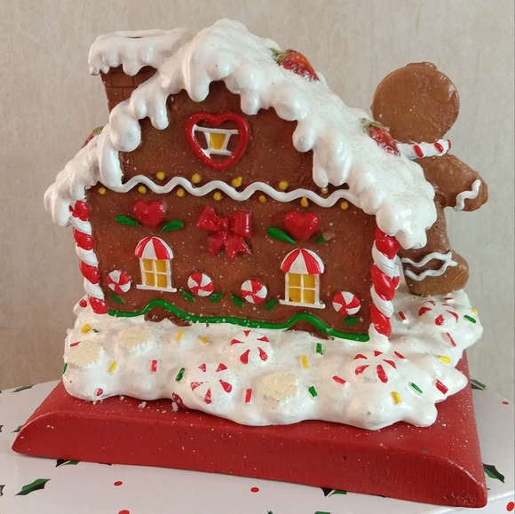 Gingerbread Man Metal Cracker Barrel Stocking Hanger - Picture 4 of 6